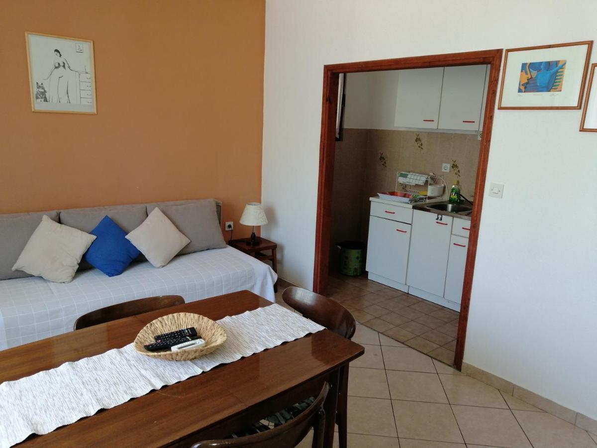 Apartments Stjepic Sukosan Exterior photo